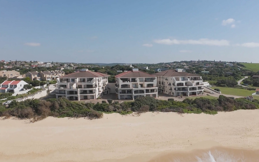 4 Bedroom Property for Sale in West Beach Eastern Cape